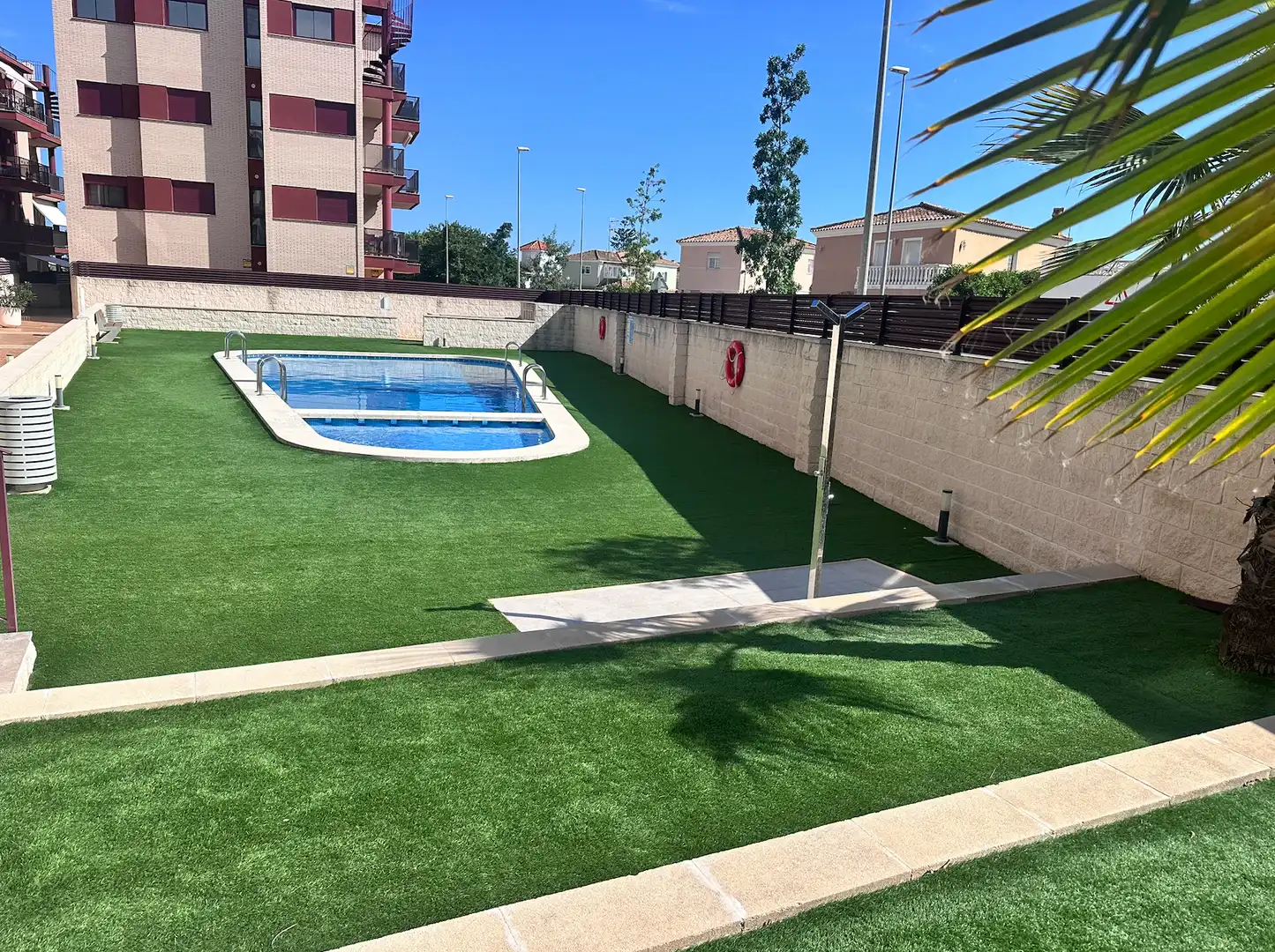 Piscina de Ático en venta en Vinaròs con Aire acondicionado, Calefacción y Jardín privado