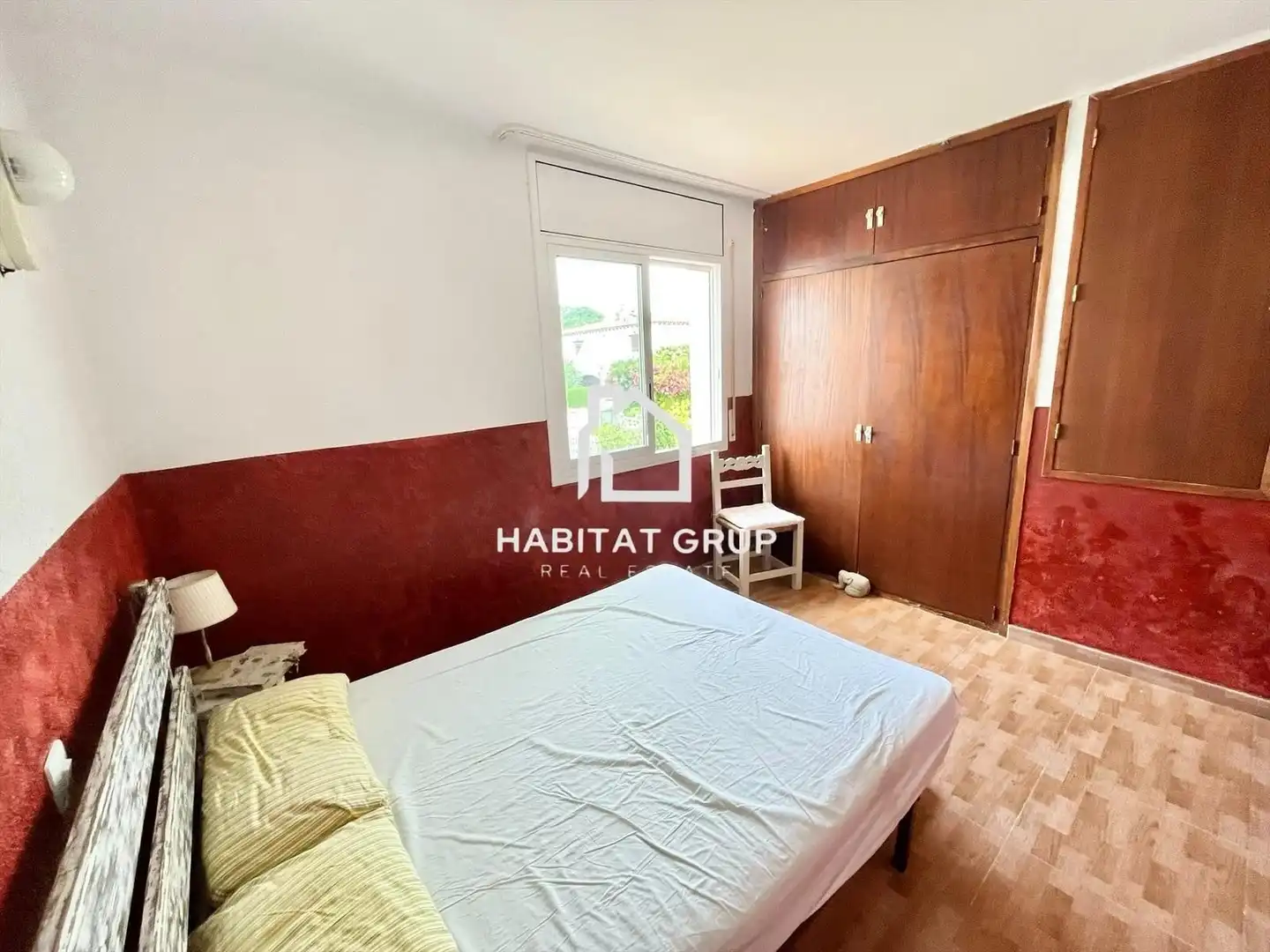 Habitación de Casa adosada en venta en Cambrils con Aire acondicionado, Calefacción y Jardín privado