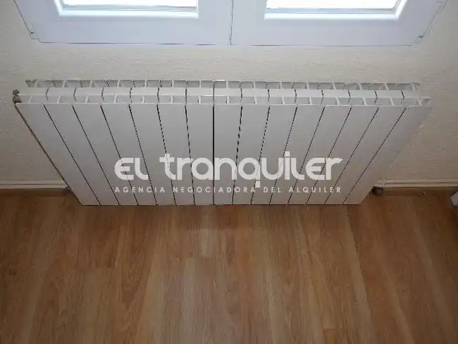 Penthouse with lift to rent in Calle Torres Miranda, imagen 28