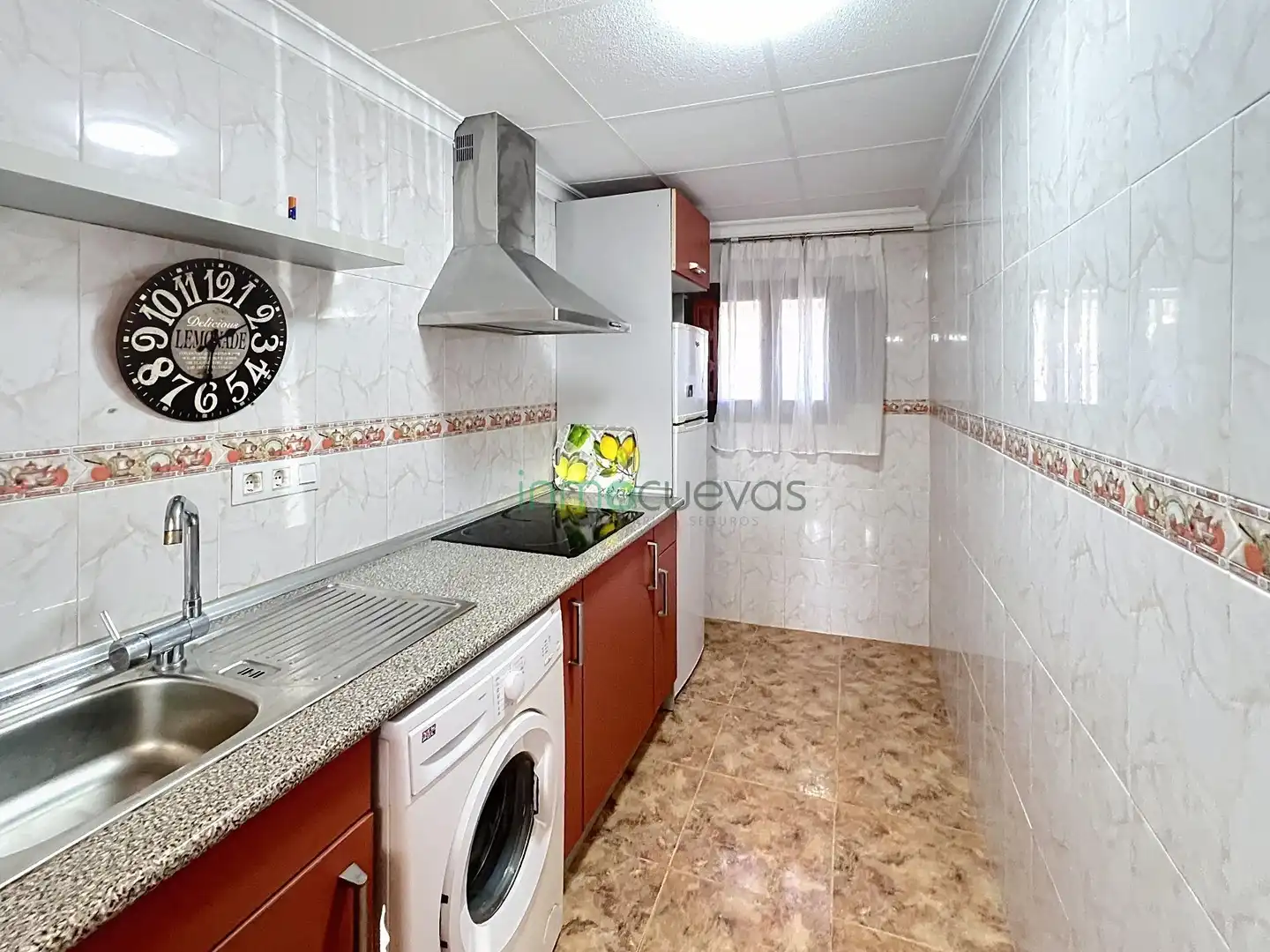 Küche von Einfamilien-Reihenhaus zum Verkauf in Cuevas del Almanzora mit Privatgarten, Terrasse und Möbliert