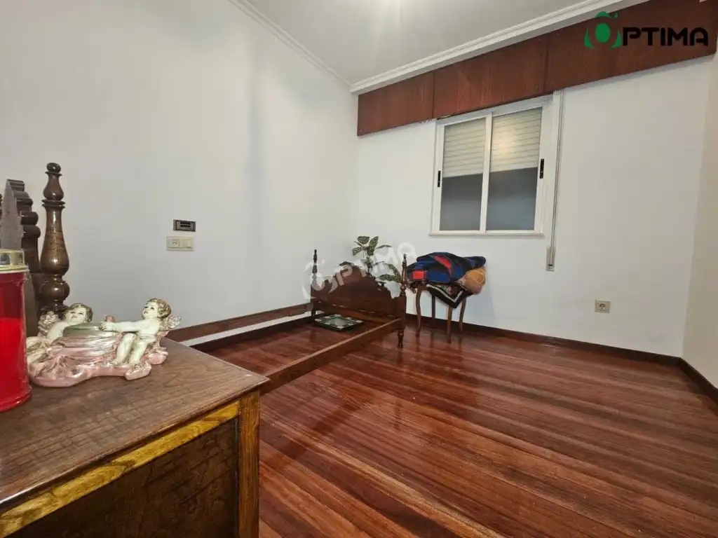 Flat for sale in Noia