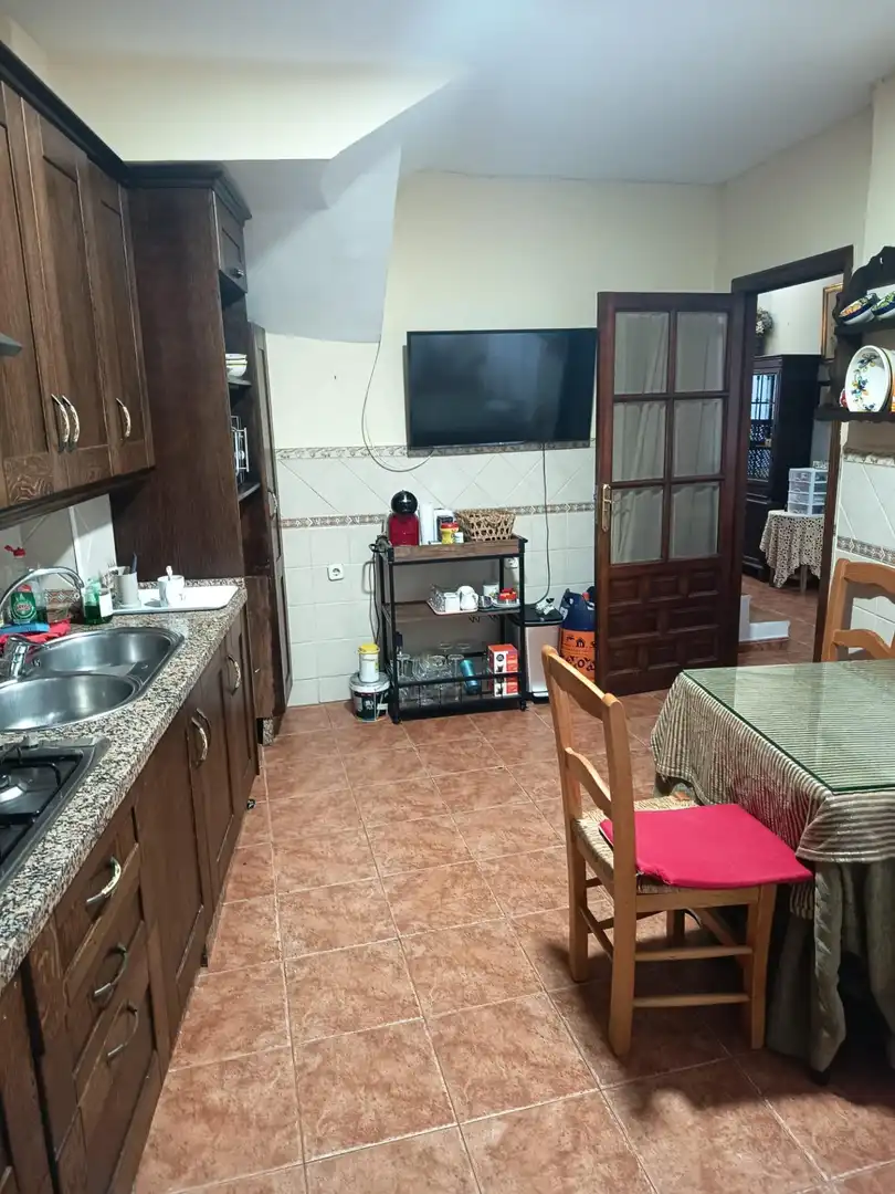 Küche von Einfamilien-Reihenhaus zum Verkauf in Córdoba