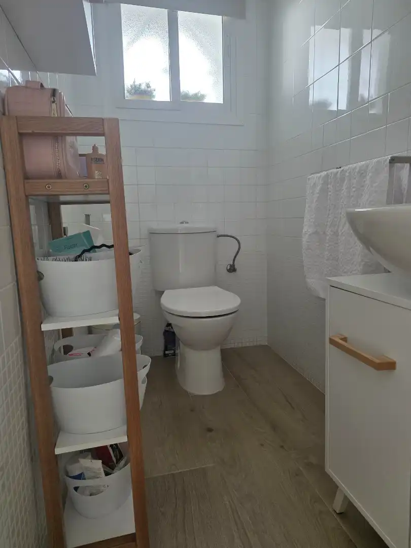 Baño de Casa adosada en venta en Utrera con Aire acondicionado, Jardín privado y Terraza