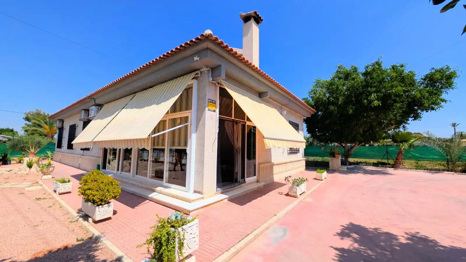 Casa o xalet en venda en Elche / Elx amb Aire condicionat, Calefacció i Jardí privat