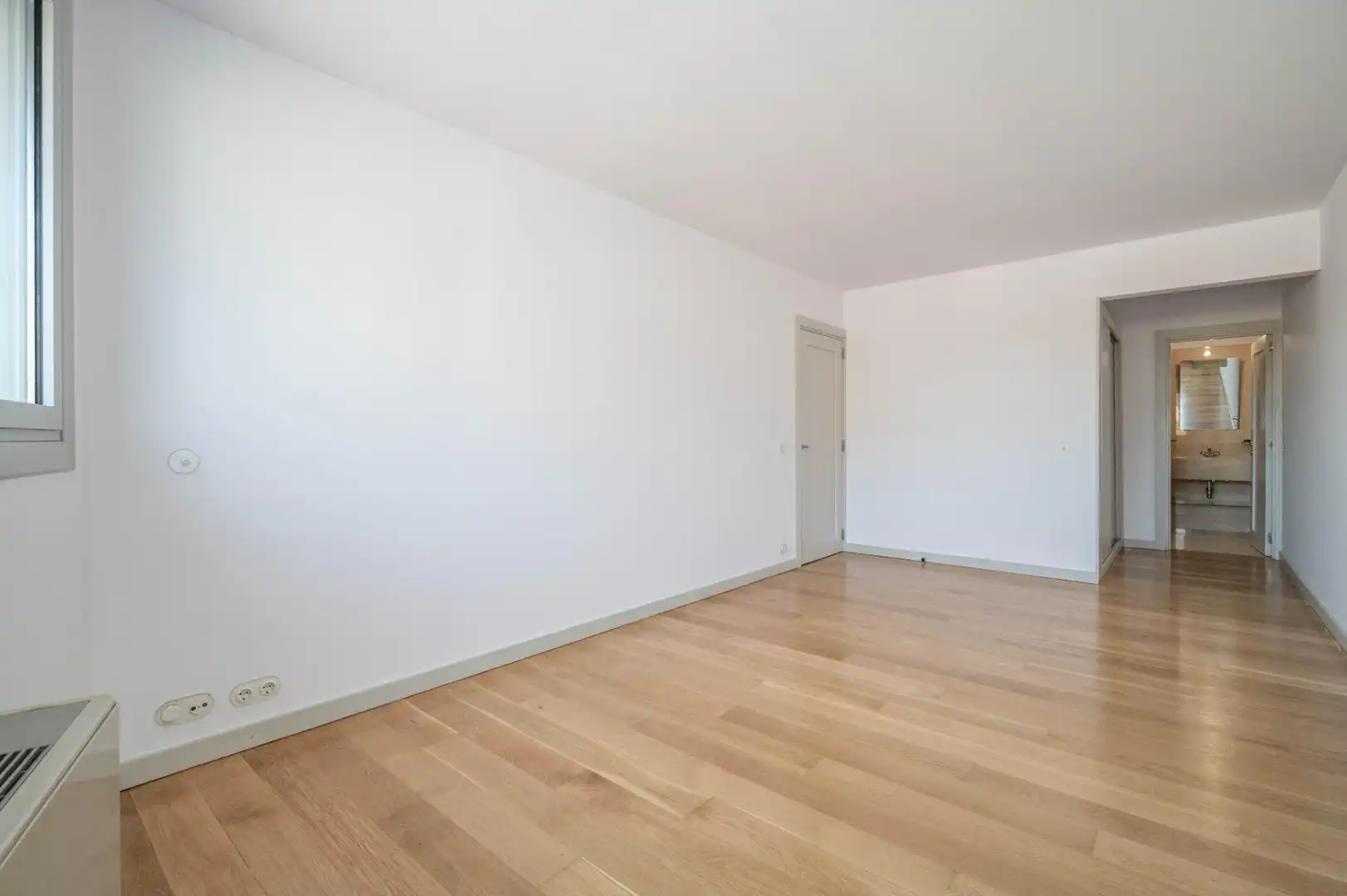 Habitación de Piso en venta en Granada con Calefacción, Parquet y Alarma
