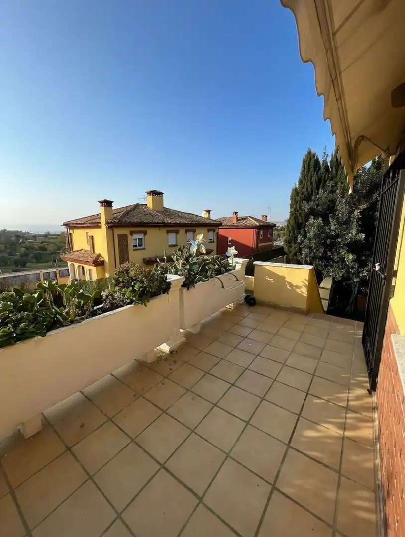 Terrassa de Casa o xalet en venda en Alhendín amb Aire condicionat, Calefacció i Jardí privat