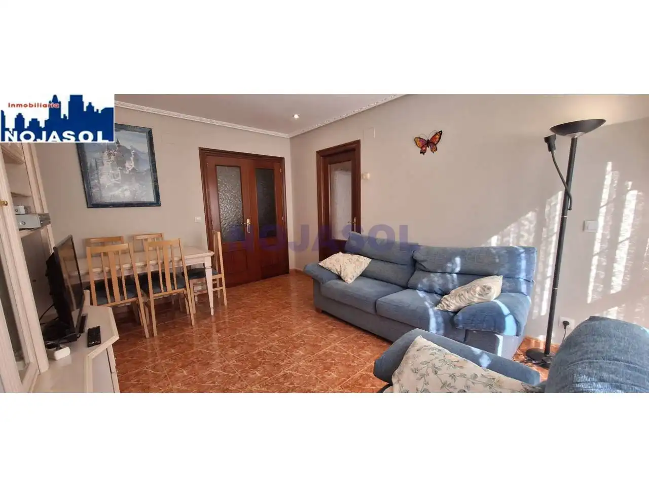 Sala d'estar de Apartament de lloguer en Noja amb Calefacció, Terrassa i Moblat