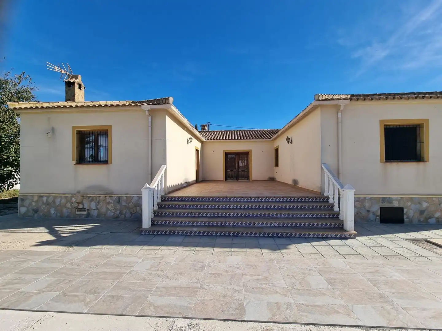 Casa rústica amb piscina en venda a Camino Arroba de Madriguera 182