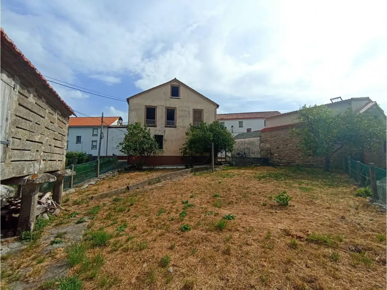 Houses for sale in Muros  with Private garden and Terrace