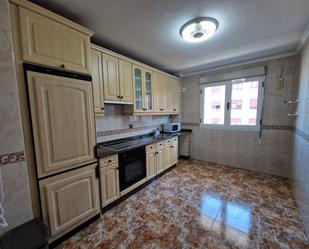 Kitchen of Flat to rent in Avilés  with Heating, Parquet flooring and Terrace