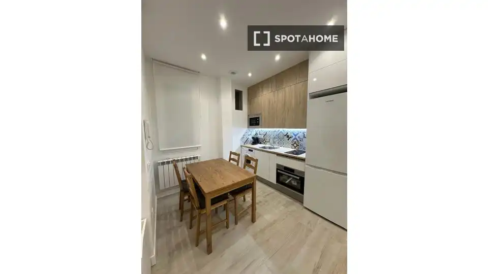 Room in Gaztambide