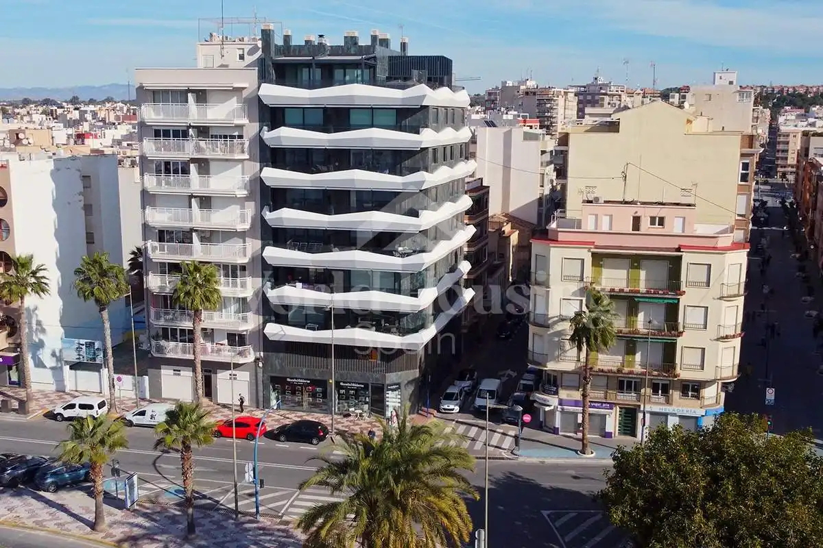 Vista exterior de Apartamento en venta en Santa Pola con Aire acondicionado, Calefacción y Terraza