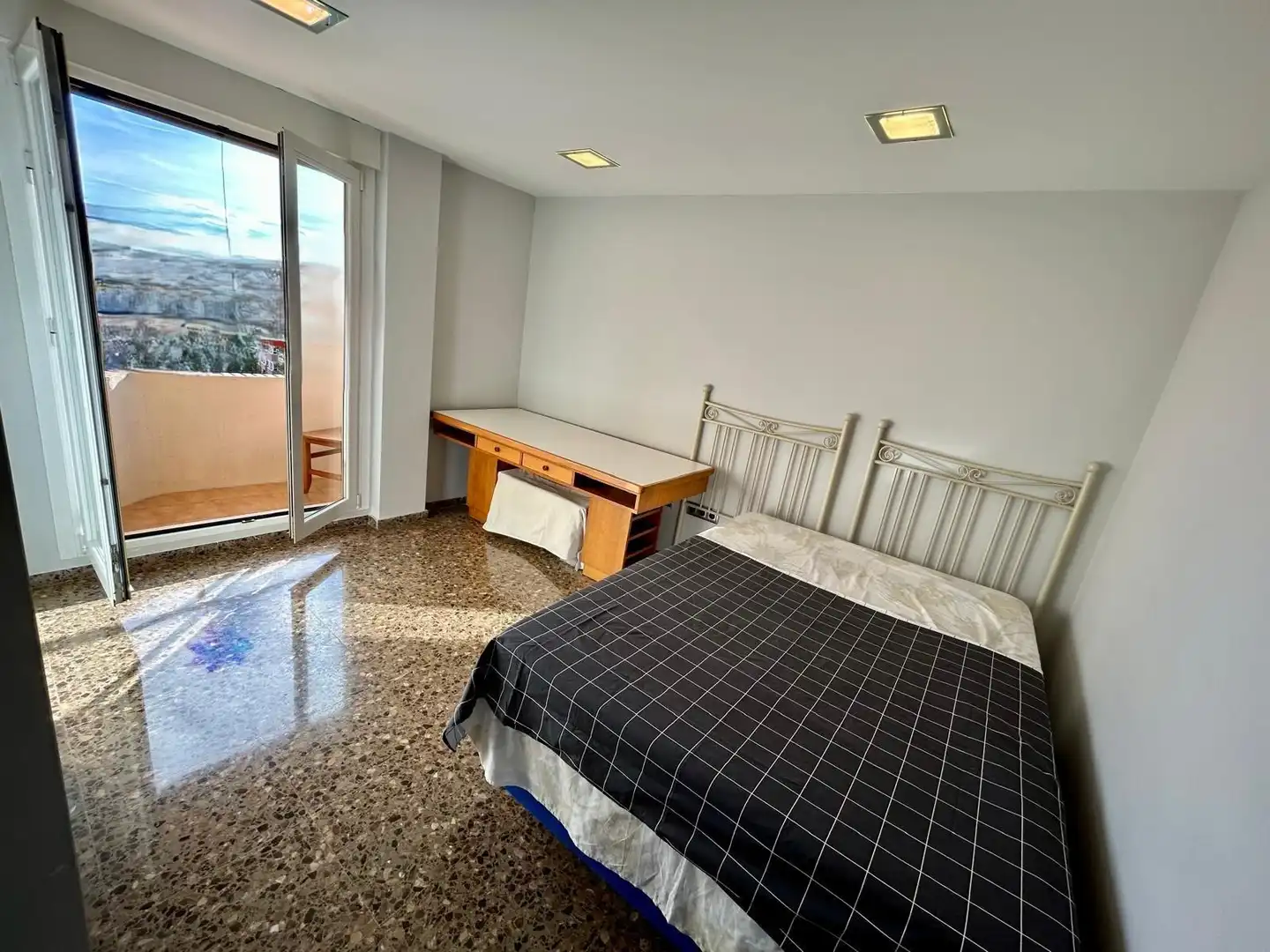 Habitación de Piso en venta en Valencia con Aire acondicionado, Calefacción y Balcón