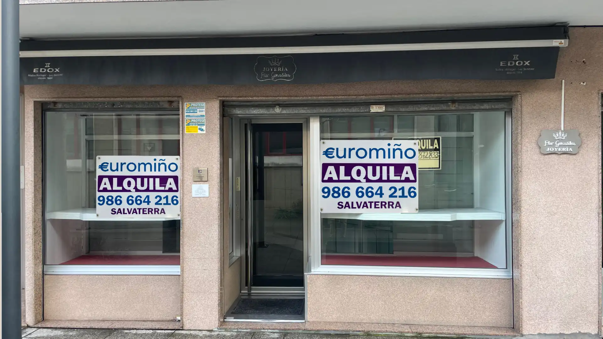 Local commercial à louer à Rúa Compostela, imagen 2