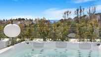 Terrassa de Casa o xalet en venda en Marbella amb Aire condicionat, Calefacció i Jardí privat