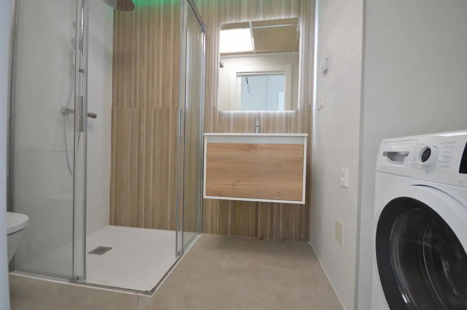Bathroom of Apartments for rent in Torrevieja  with Air Conditioner, Heating and Terrace