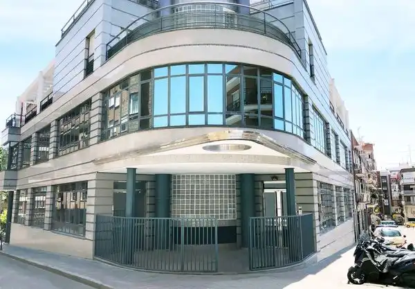 Außenansicht von Büro zur Miete in Madrid mit Klimaanlage, Heizung und Terrasse