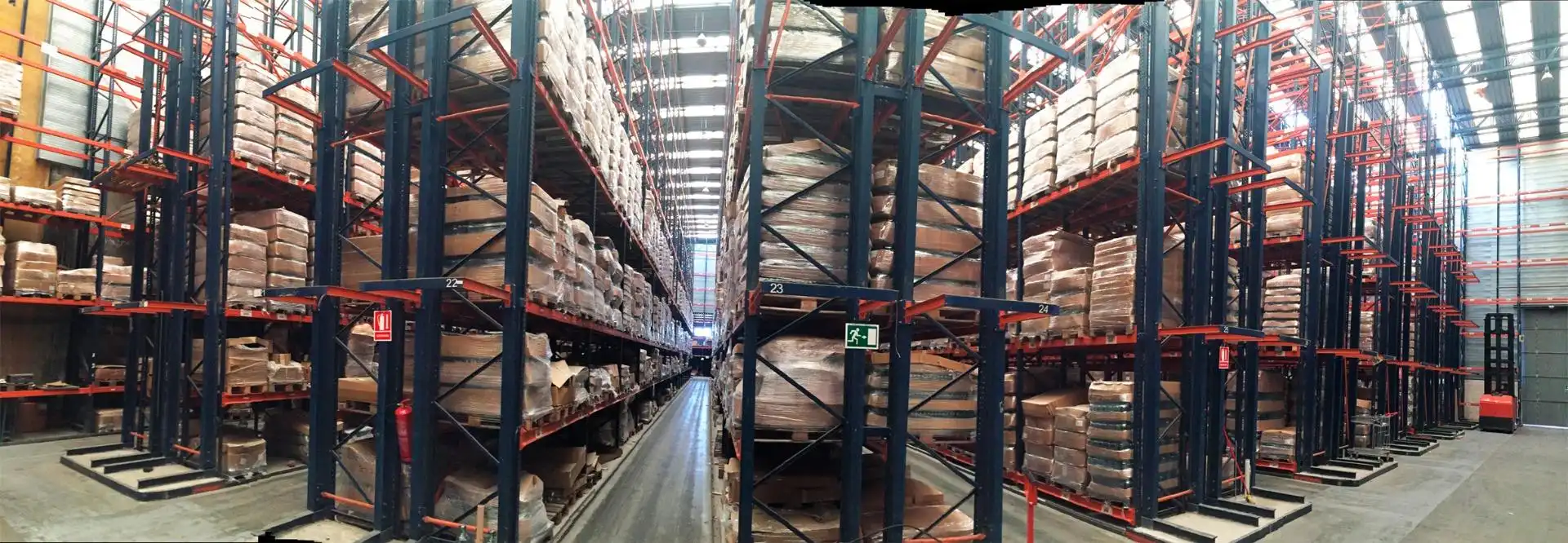 Nau industrial en venda a L'Olleria