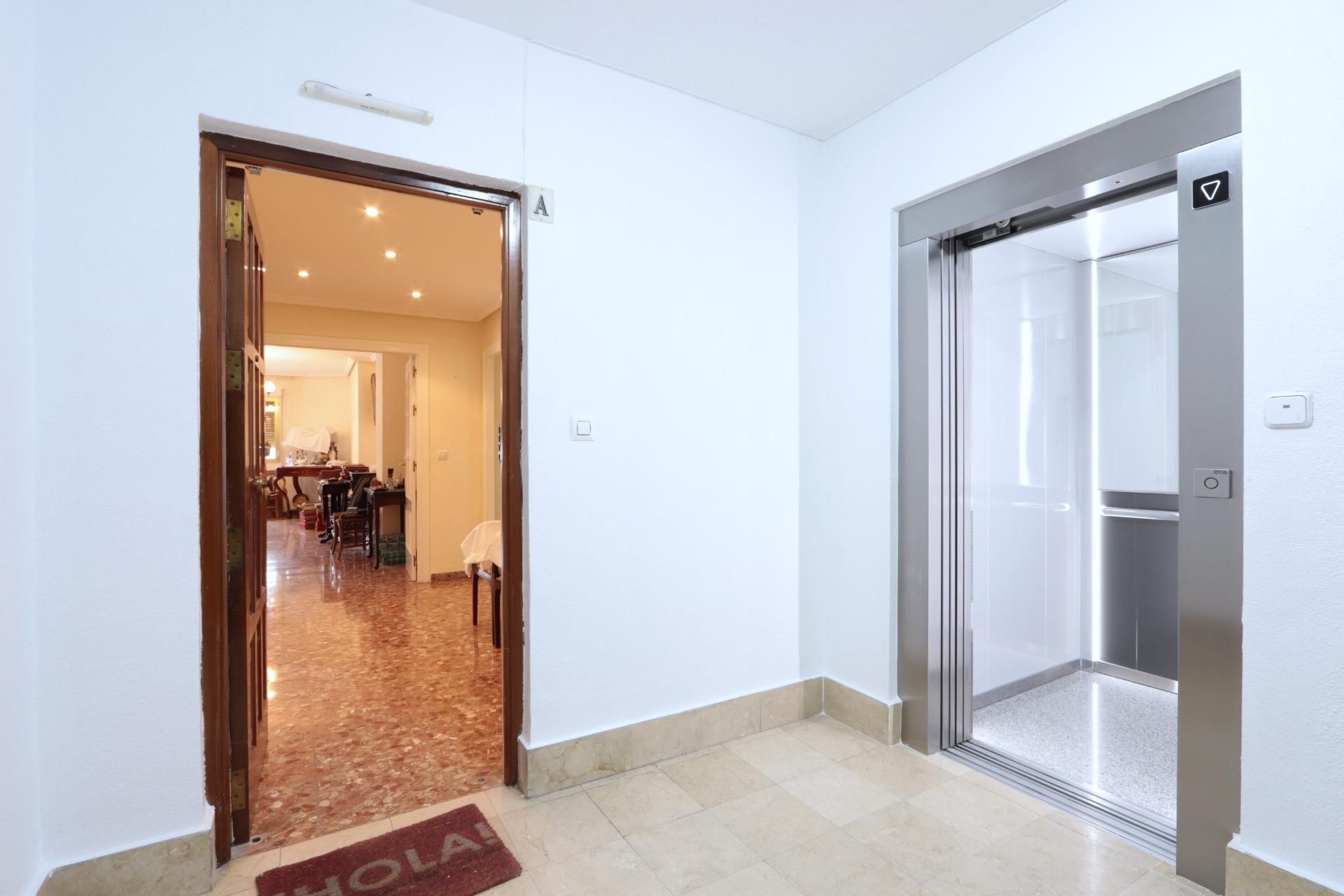 Piso en venta en Cartagena con Aire acondicionado, Calefacción y Terraza