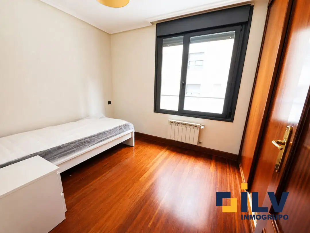 Habitación de Piso en venta en Santurtzi  con Calefacción y Terraza