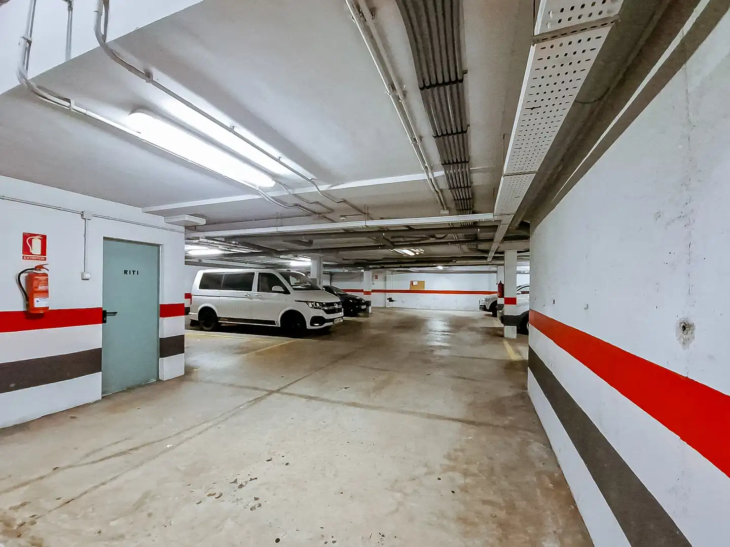 Aparcament de Dúplex en venda en Arucas amb Terrassa, Traster i Moblat