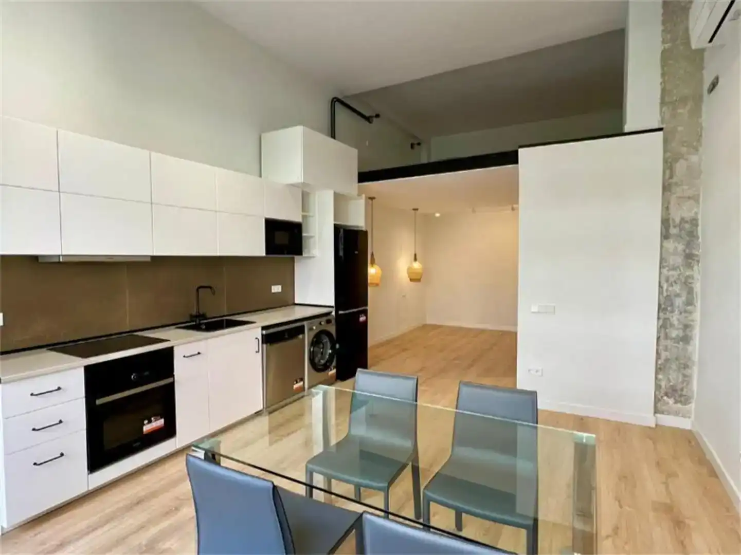Kitchen of Flat for sale in  Madrid Capital  with Air Conditioner