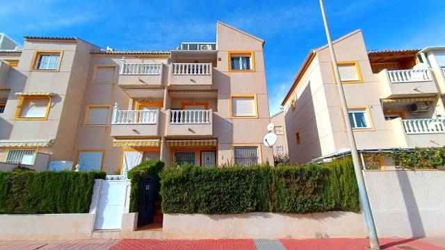 Piso en Venta en AVENIDA CORINTO en Torreblanca