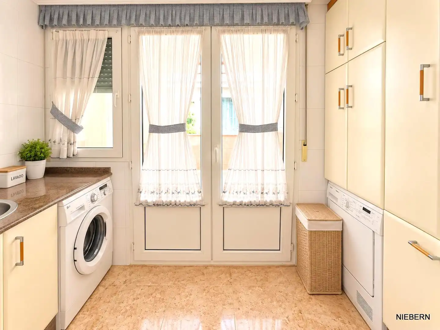 Cocina de Casa o chalet en venta en Cartagena con Aire acondicionado, Jardín privado y Terraza