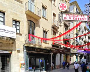 Vista exterior de Oficina de lloguer en Manresa amb Calefacció