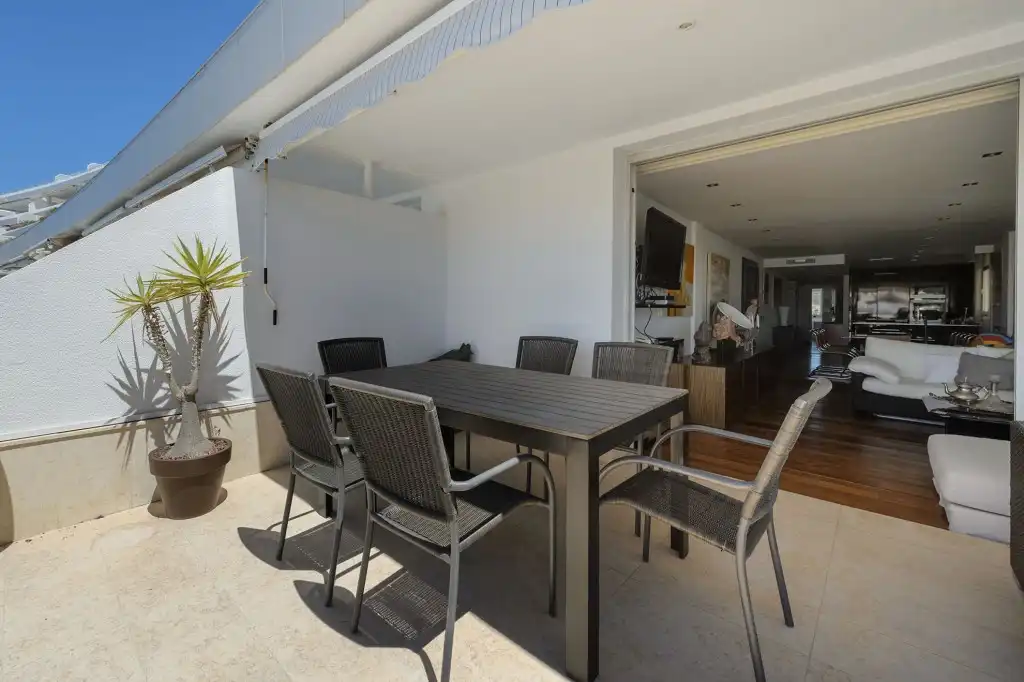 Apartamento con piscina en venta en Marina Botafoc - Platja de Talamanca, imagen 12