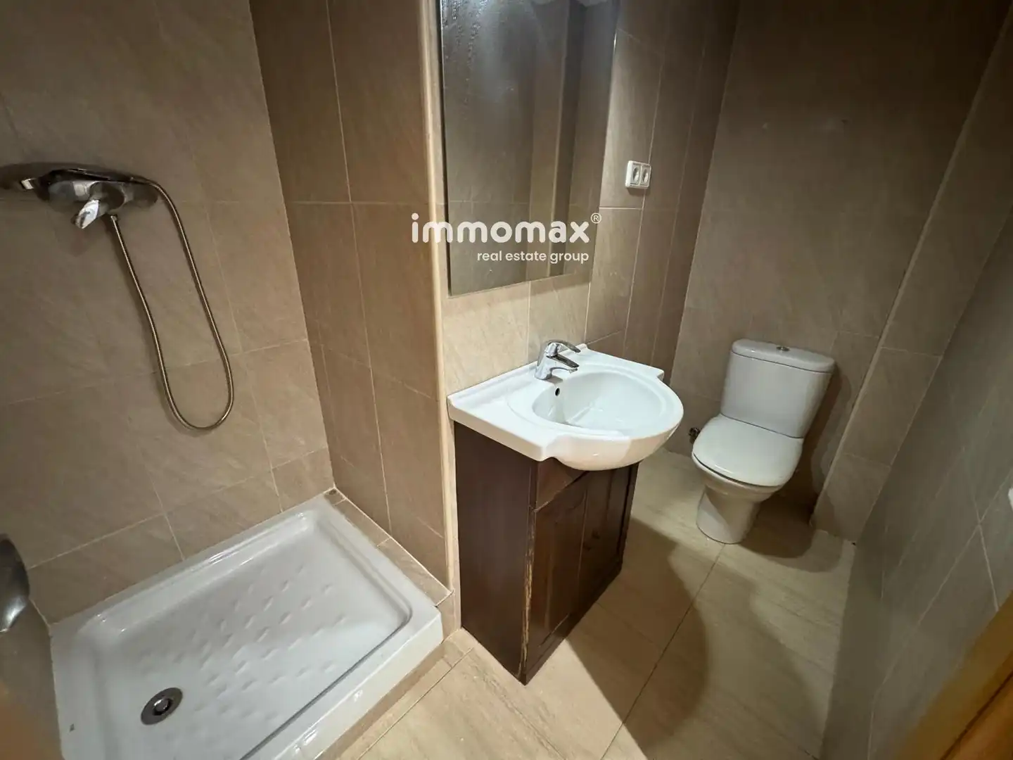 Baño de Piso en venta en Martorell con Aire acondicionado, Calefacción y Trastero