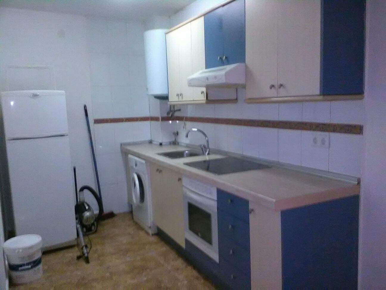 Kitchen of Flat for sale in Reus  with Oven and Balcony