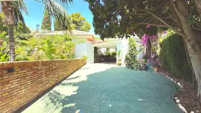 Chalet con jardín en venta en Arroyo de la Miel, imagen 19