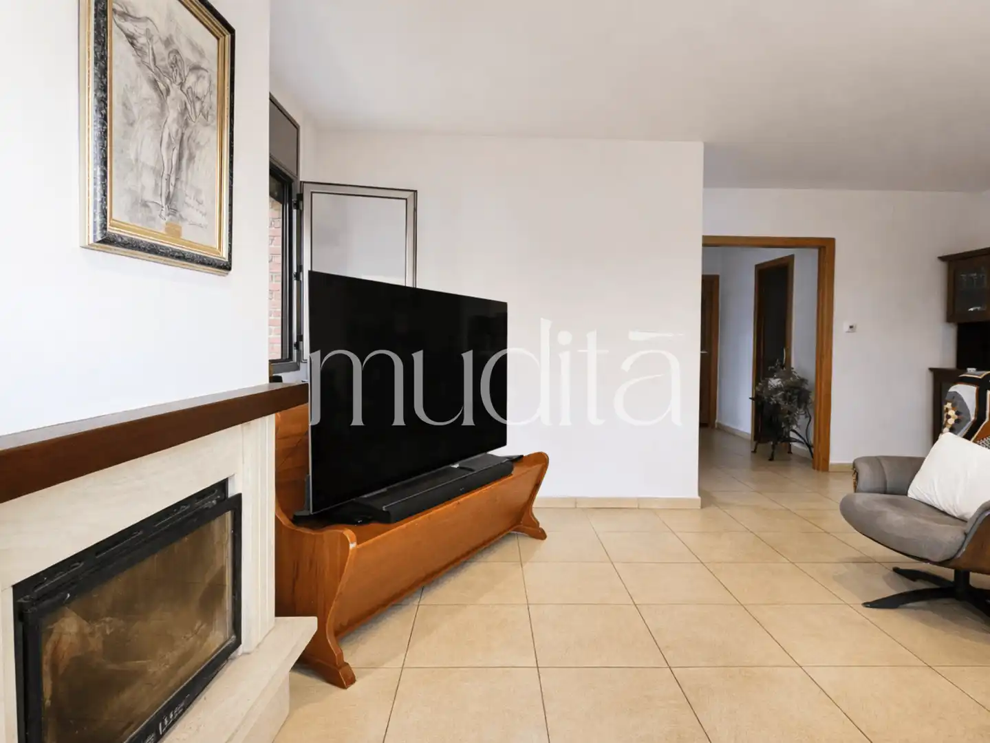 Sala d'estar de Casa adosada en venda en Vic amb Calefacció, Jardí privat i Terrassa