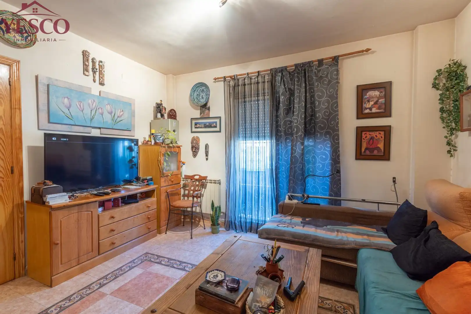 Sala de estar de Casa adosada en venta en Güevéjar con Calefacción, Terraza y Balcón