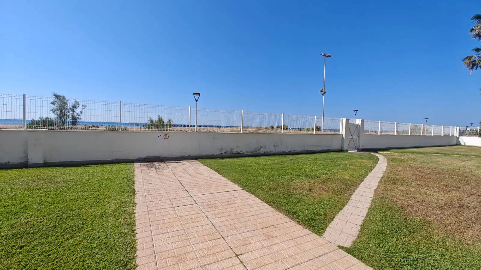 Parkplatz von Wohnung zum Verkauf in Cunit mit Klimaanlage, Heizung und Terrasse