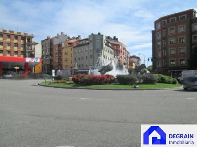 Local comercial en Alquiler en Oviedo - Aureliano San Román en Milán - Pumarín