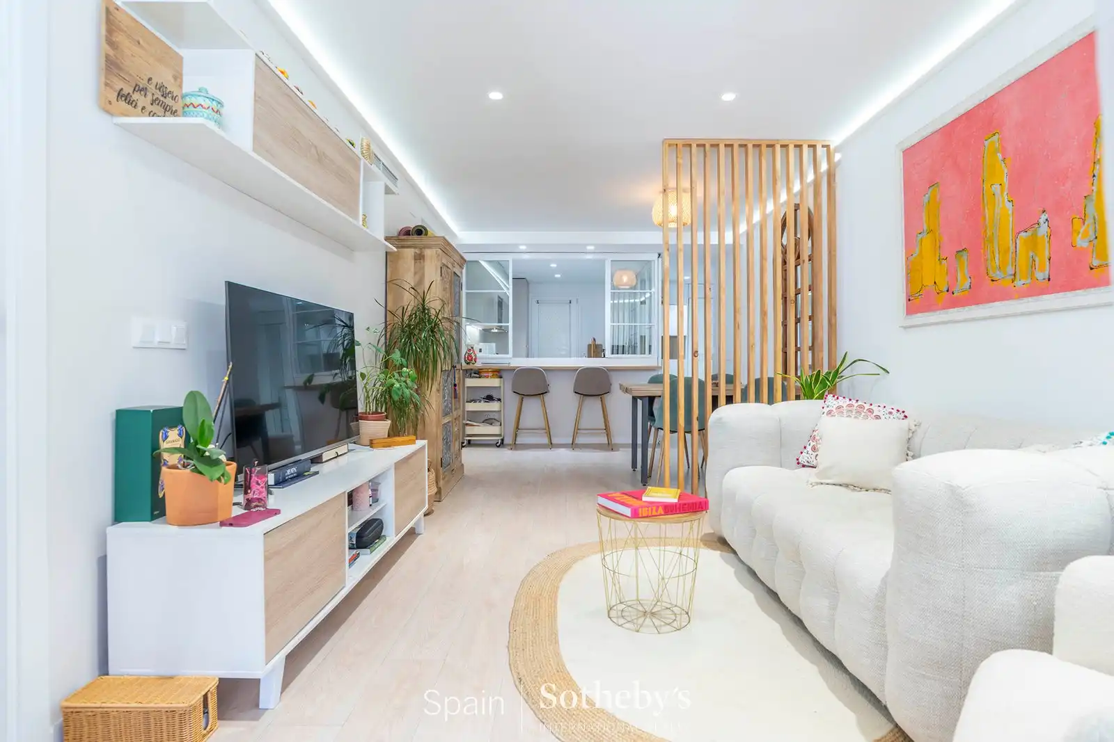 Sala d'estar de Apartament en venda en Madrid amb Aire condicionat, Calefacció i Terrassa