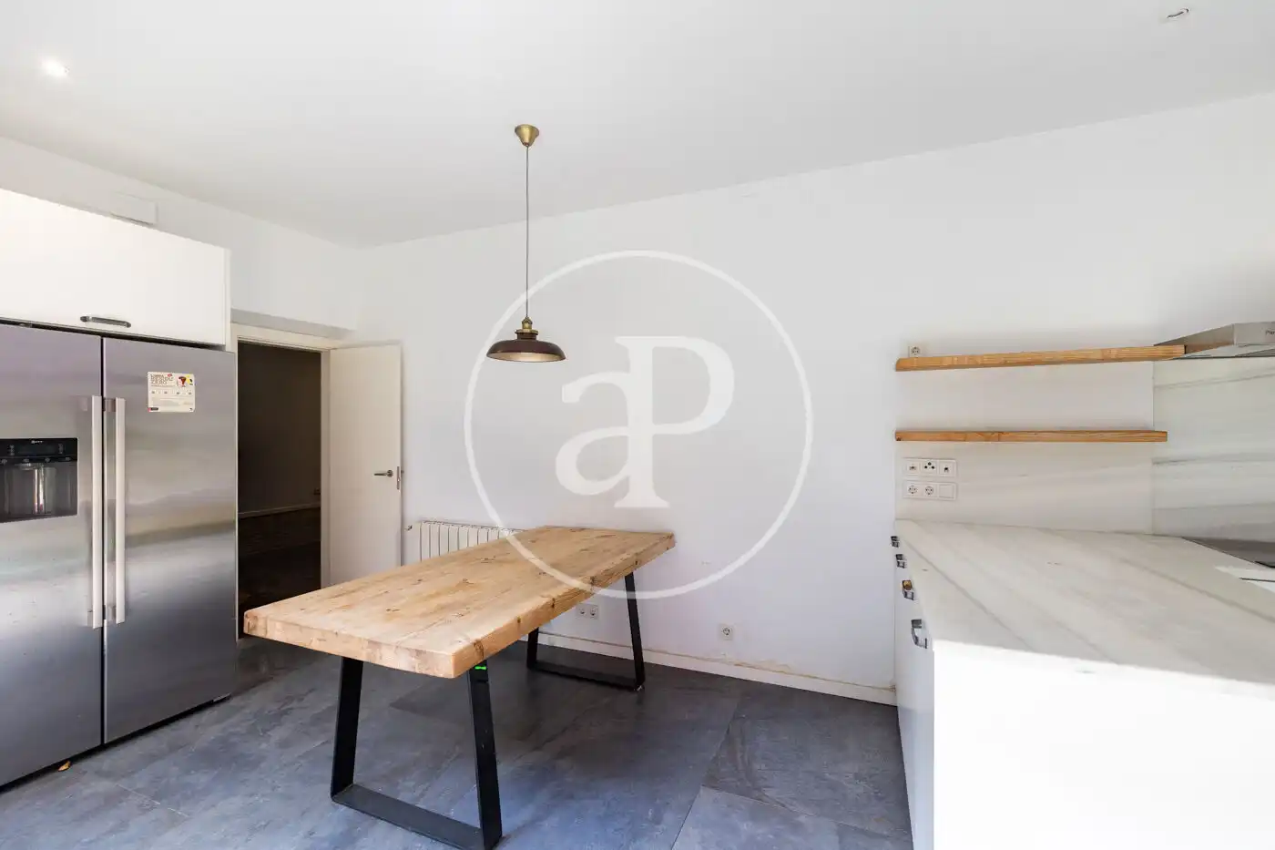 Cocina de Casa adosada en venta en Barcelona con Calefacción, Jardín privado y Terraza
