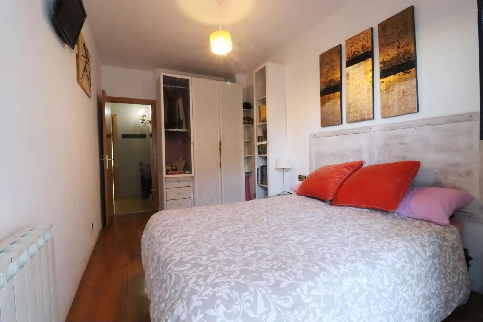 Habitación de Piso en venta en Sabadell con Calefacción, Parquet y Terraza
