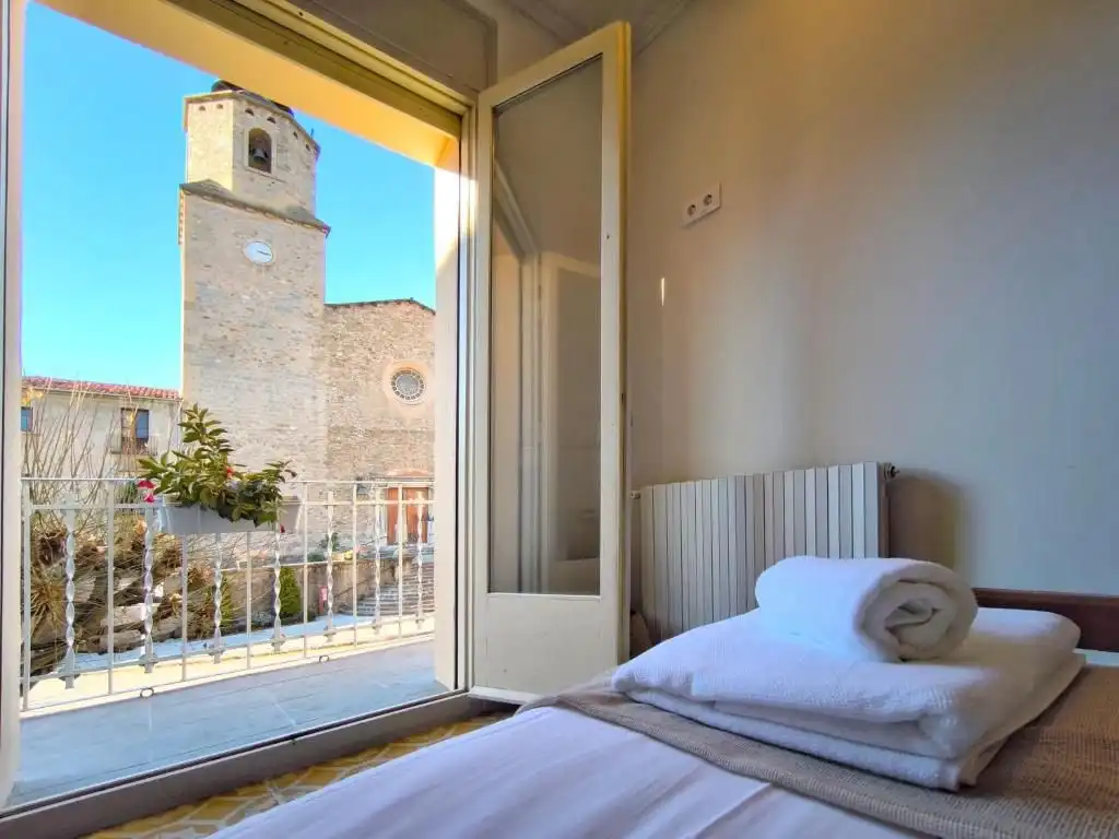 Schlafzimmer von Wohnung zum Verkauf in Campdevànol mit Heizung, Terrasse und Möbliert