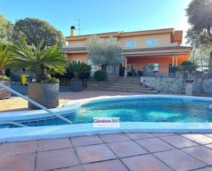 Swimming pool of House or chalet for sale in Riudecanyes  with Heating, Private garden and Terrace