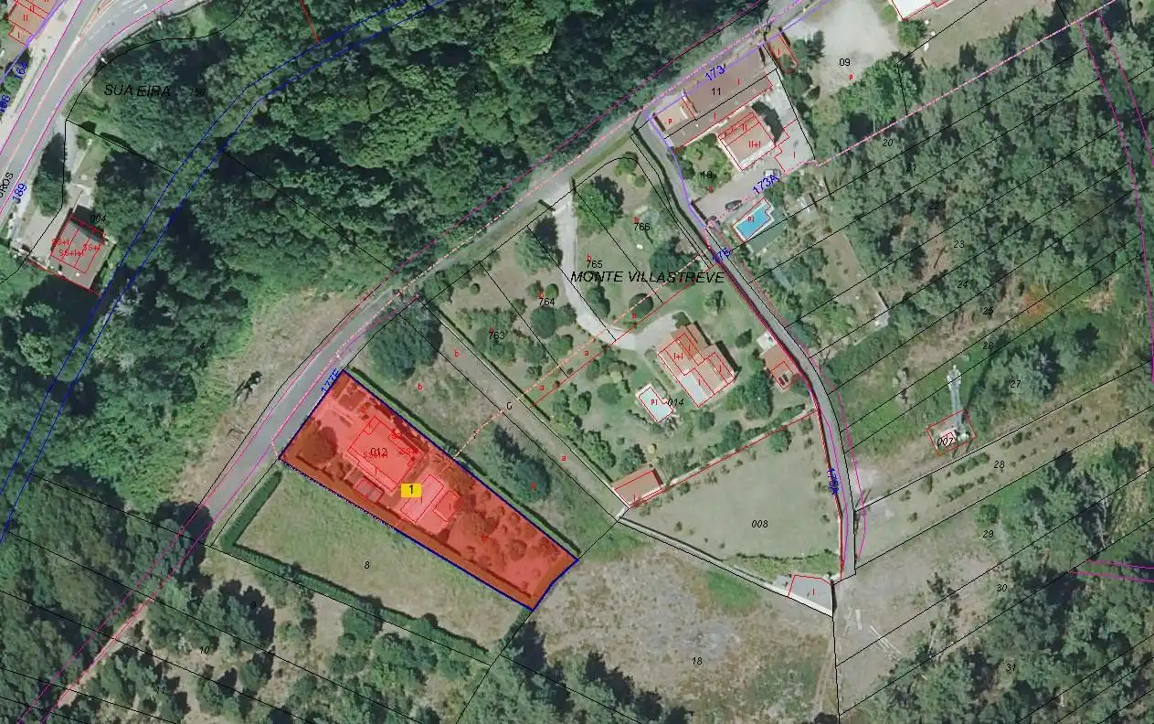 Casa o xalet en venda en Santiago de Compostela  amb Calefacció, Jardí privat i Piscina