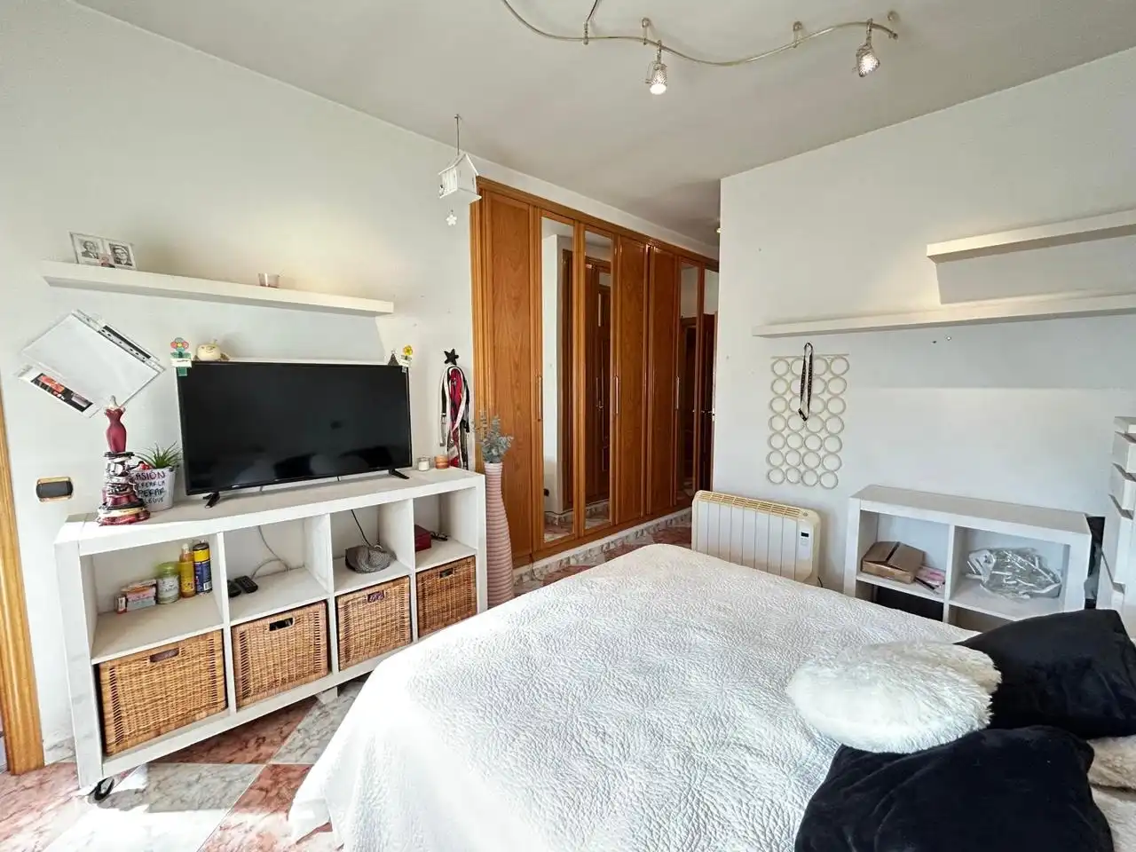 Schlafzimmer von Haus oder Chalet zum Verkauf in El Casar mit Heizung, Privatgarten und Terrasse