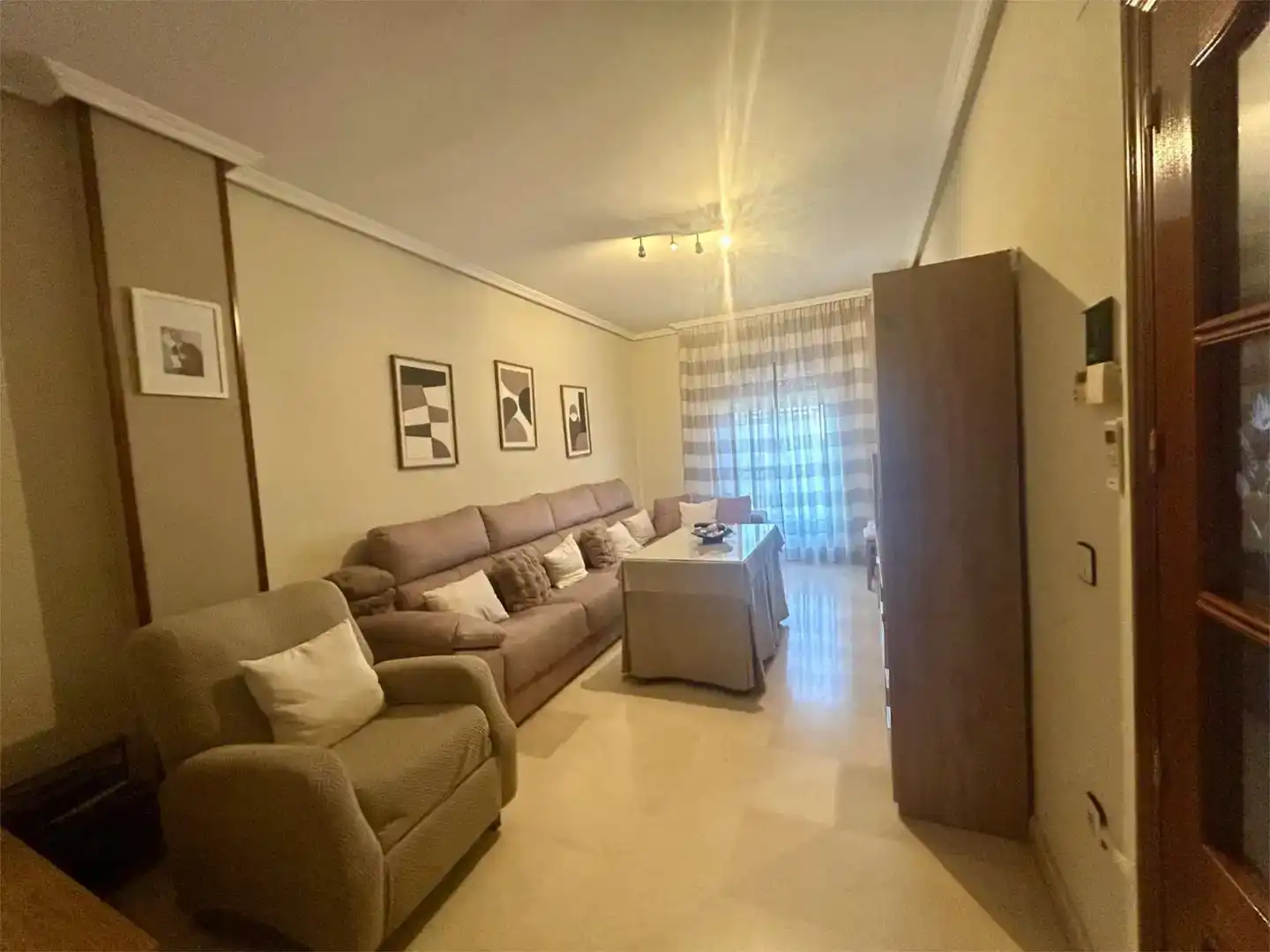 Sala d'estar de Pis en venda en Calzada de Calatrava amb Aire condicionat i Balcó