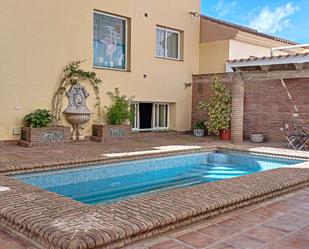 Swimming pool of House or chalet for sale in Vélez-Málaga  with Air Conditioner, Terrace and Storage room