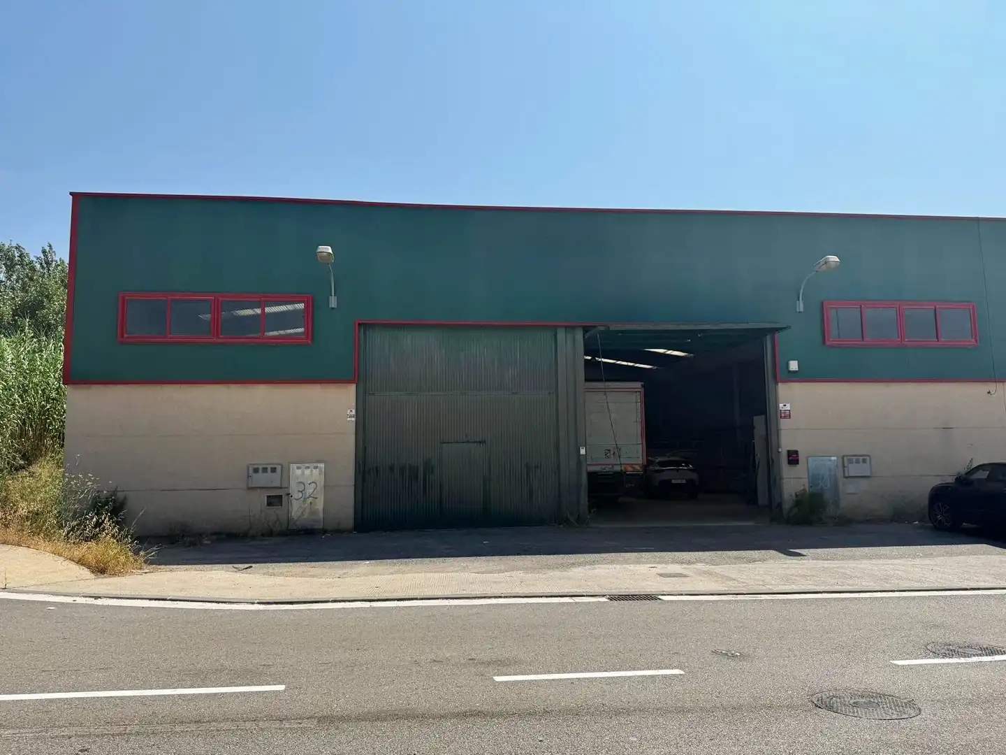 Nave industrial en venta en Carrer Miguel Servet 30