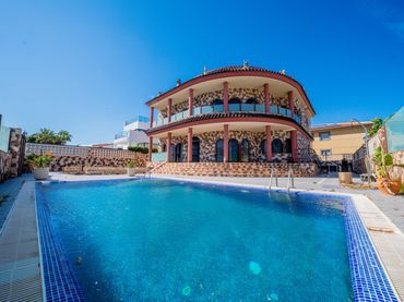 Xalet amb piscina en venda a Orihuela Costa