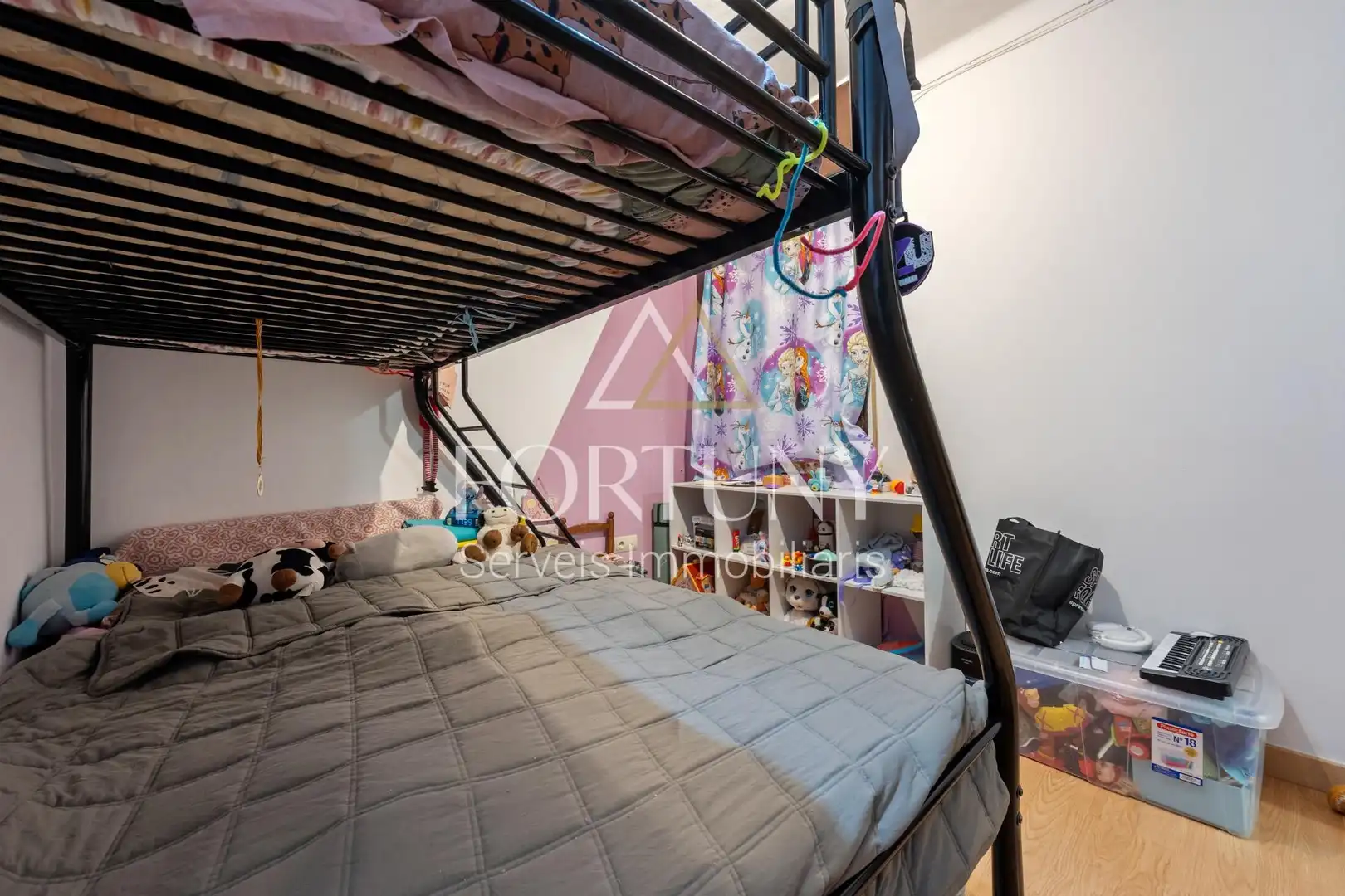 Schlafzimmer von Wohnung zum Verkauf in Reus mit Heizung