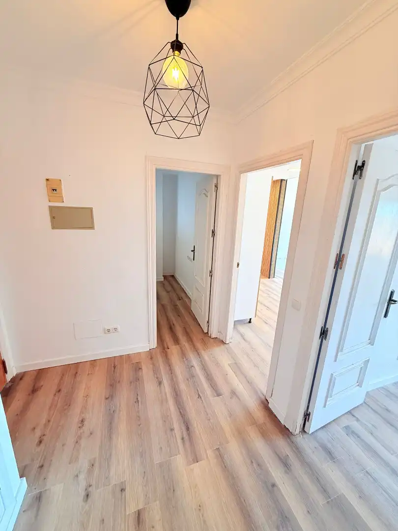 Piso en venta en Estepona con Aire acondicionado, Terraza y Piscina comunitaria